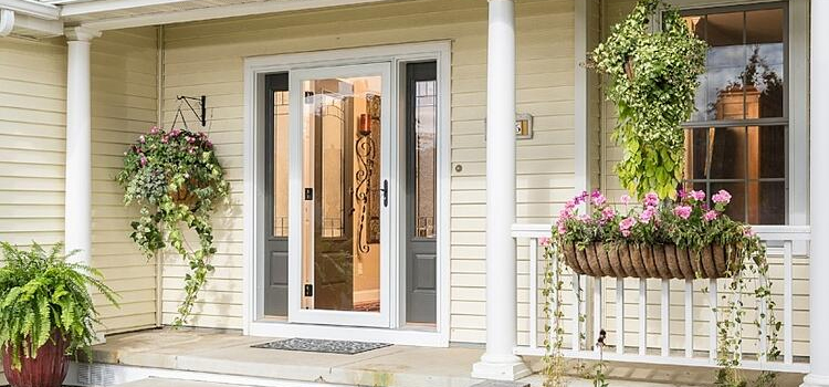 screen door installation in Pleasant Hill