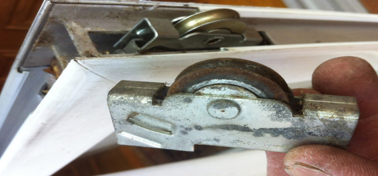 screen door roller repair in Pleasant Hill